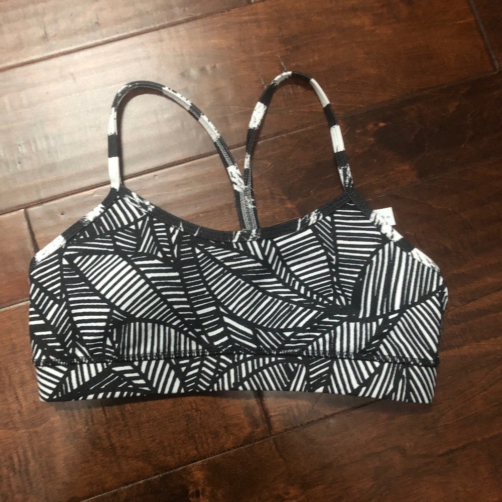 Lululemon Sports Bra- Size 6